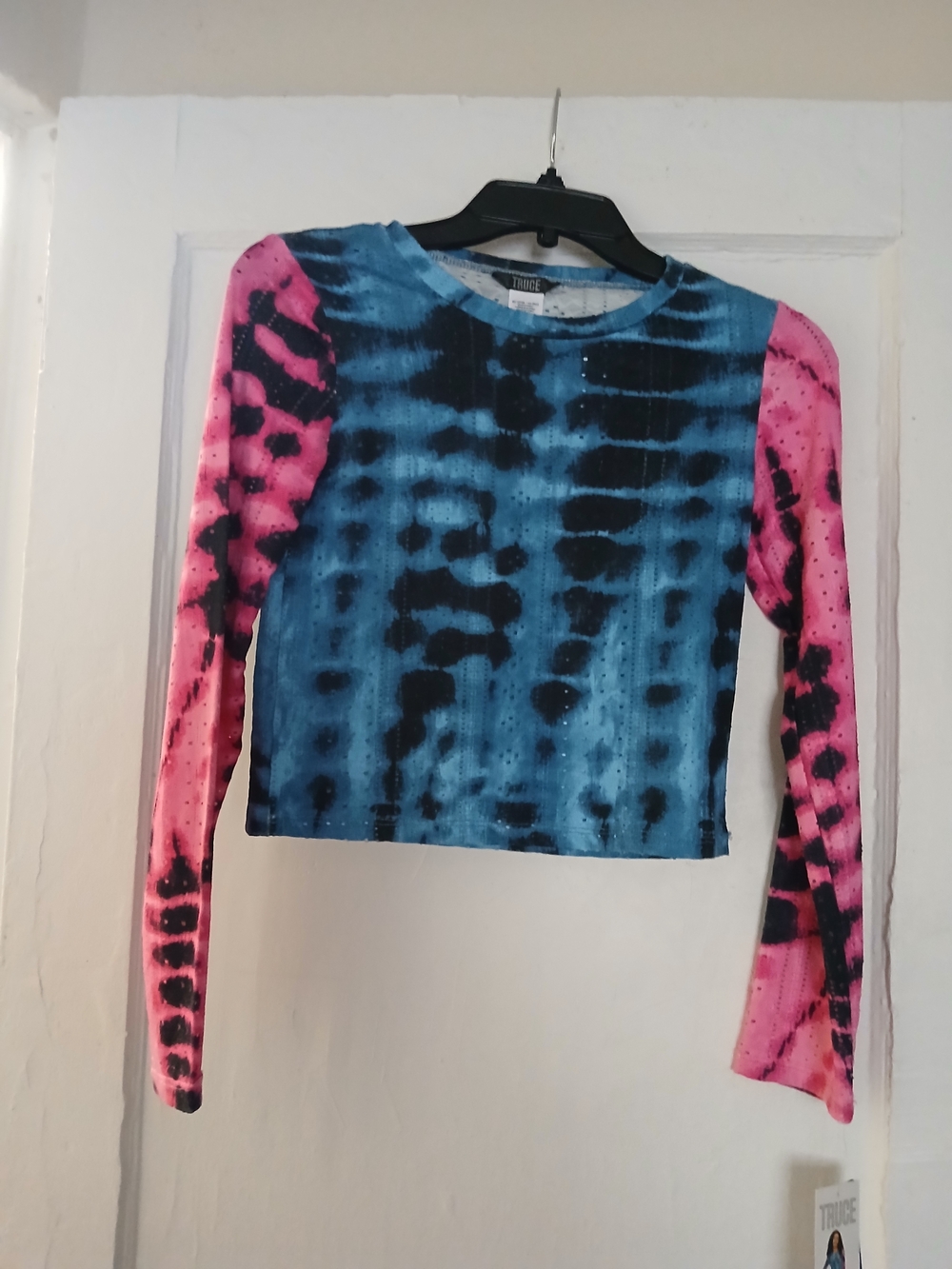 Tie-Dye Long Sleeve Crop Tee - Blue & Pink